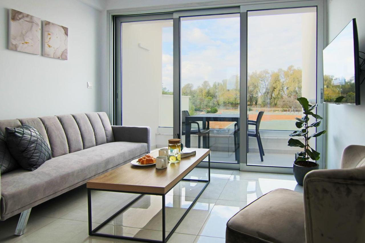 Appartamento Phaedrus Living - Seaside Executive Flat Harbour 205 Paphos Esterno foto